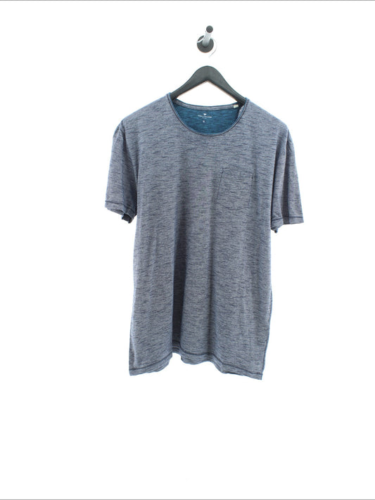 15deb0938b9a479c6a8403ea5d8960da