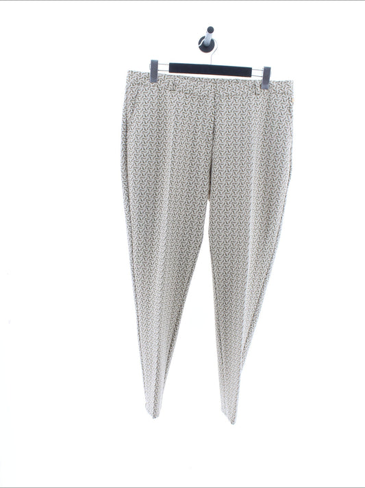 8dea5663575baff87abe5b2ffb9138a7