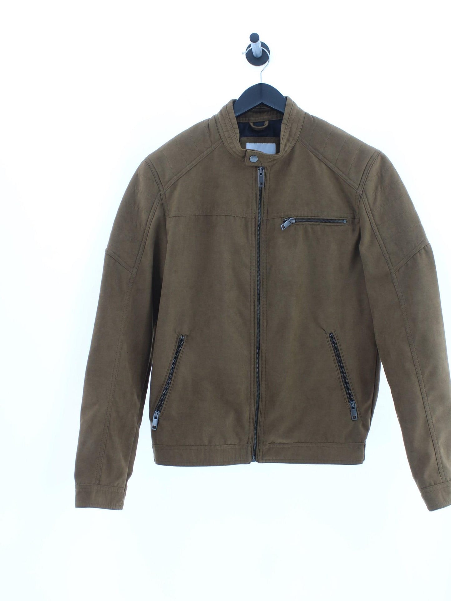 547663a1c566bd227382b47c56b1d305