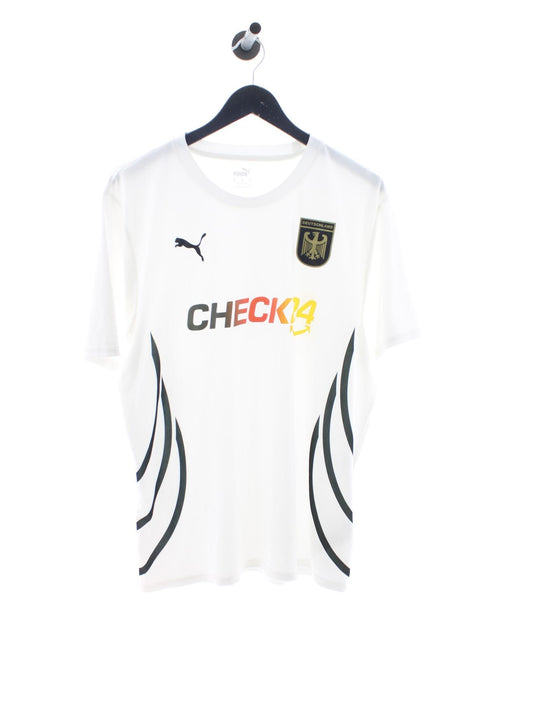 f3dd051ad03cd265bf827c7a07d4b425