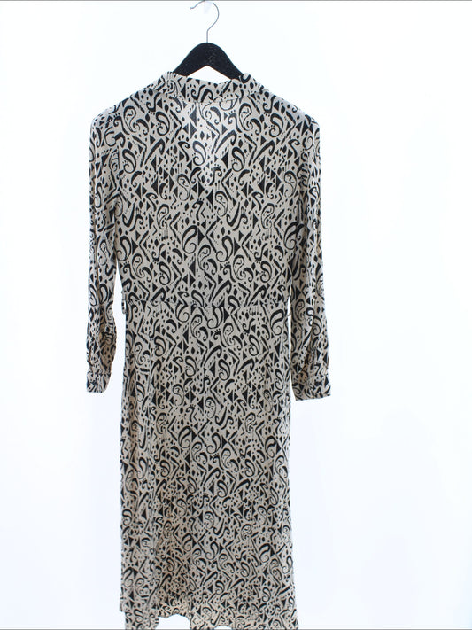 Sukienka Zara Rozmiar: XS