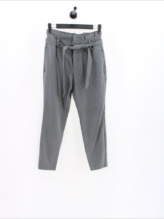 f6bb4f9dbd9ce8e4a3cdfaea65d3d48b