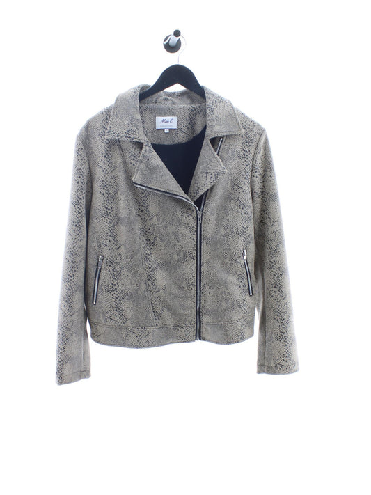 9f87baf5b7fe48ae9ba035bc3a2d2feb