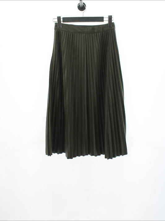 4b79a07c8542e5b31bf1a96761d6c81c