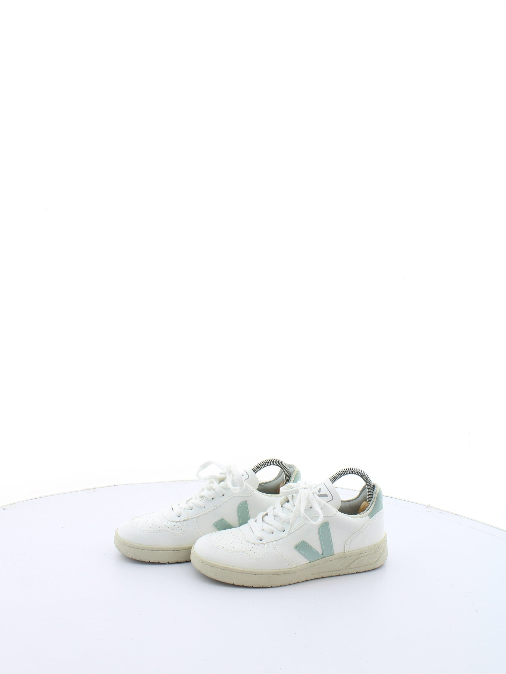 6b4bdea39486e35fa88a3597e7cc26a1