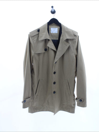 baa1a7c1516e03ad16d55e6f3e37b127