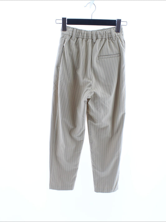 Spodnie Casual Monki Rozmiar: 32