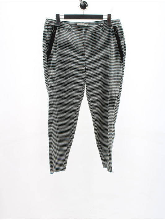 Spodnie Casual BETTY & CO Rozmiar: 44