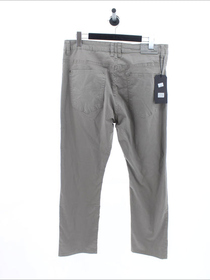 e7ee1d3def11c09b61208c79bb70cf08