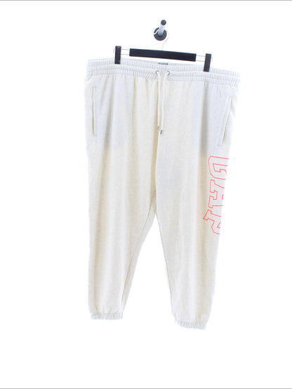 8a2538d0e52a20ece43848b5268ae9b1