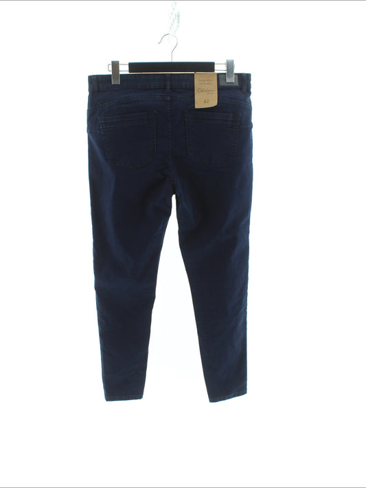Spodnie jeans  Rozmiar: 42