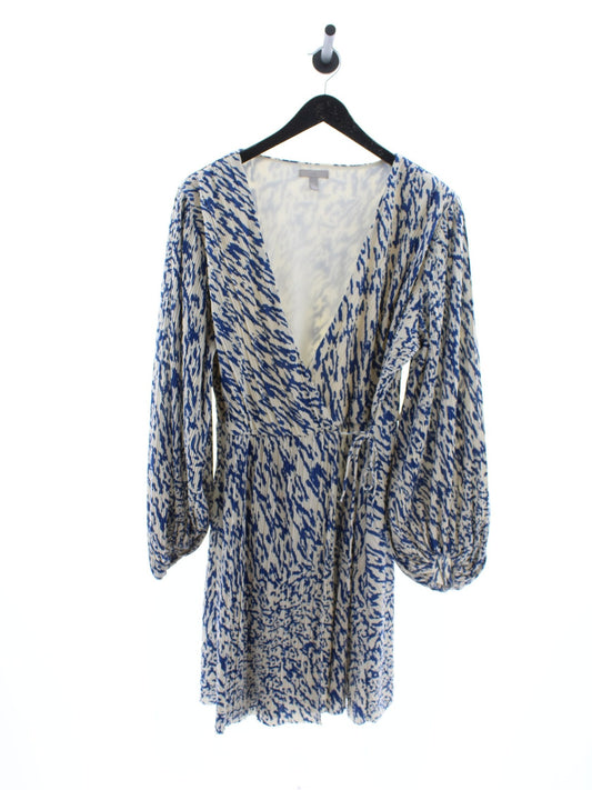 c7d320bd3f46331295e4ed52b1e0a221