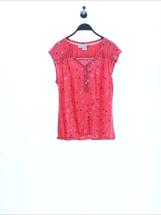 d8951dd81aaf809788e7ea72efae8ce7