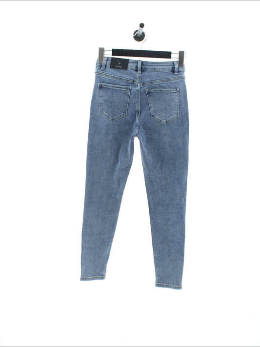 cc070bed0dd8a5737a811ee64eb6c35f