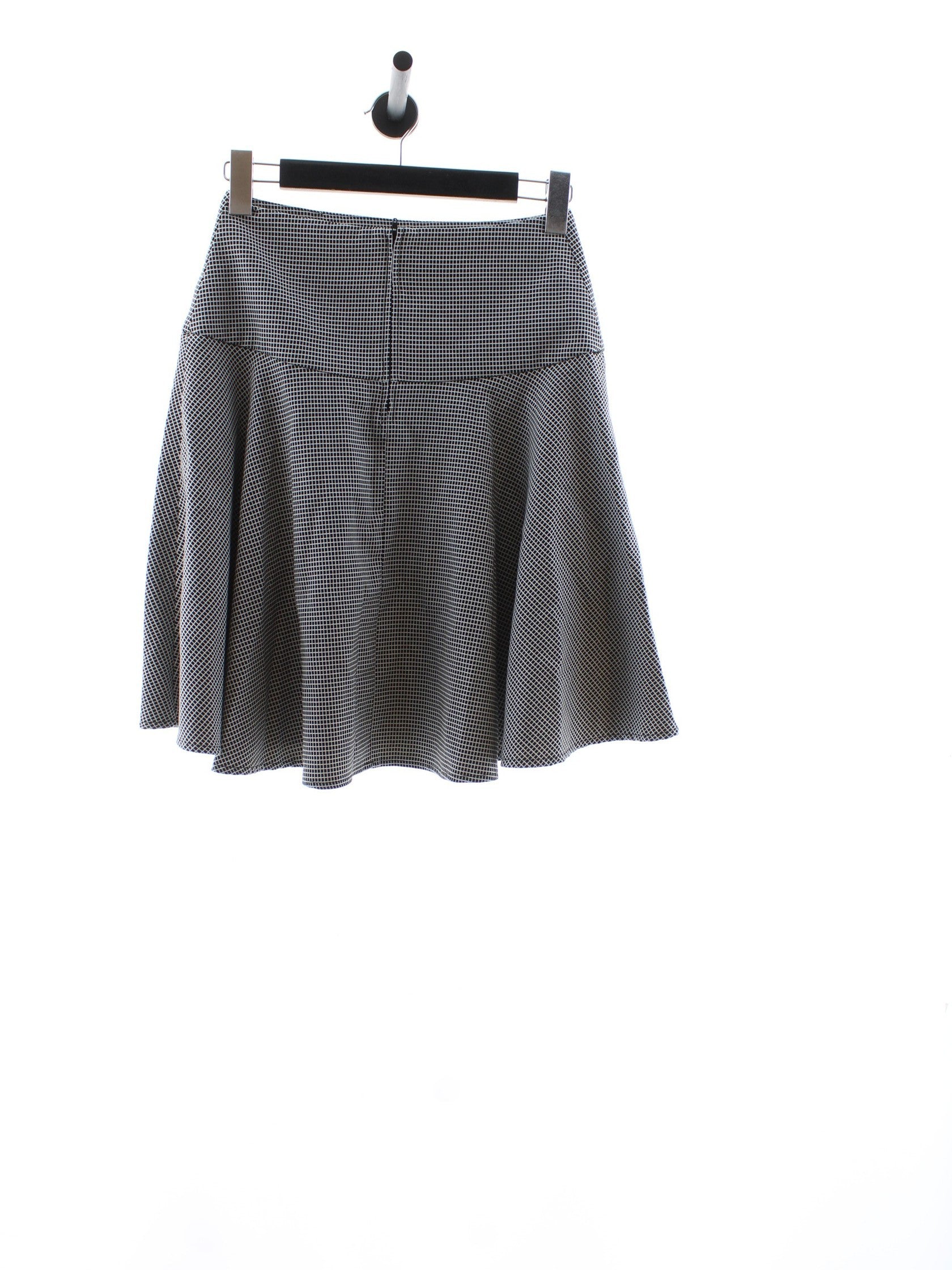 2bf98cf58f835fab42b9e6c7e6063231