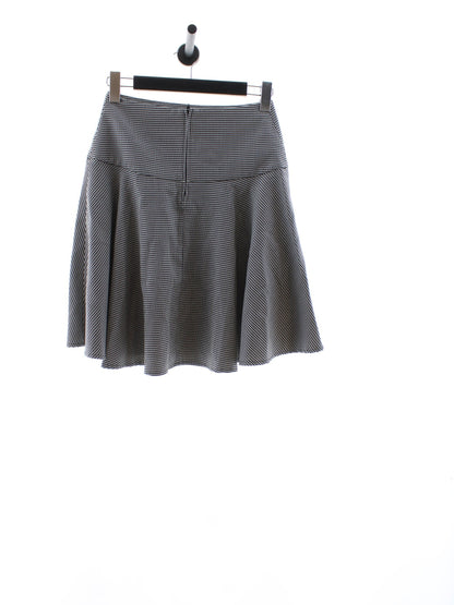 2bf98cf58f835fab42b9e6c7e6063231