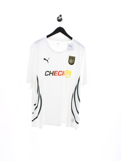 7a4cf6dae6befb46522fa8548db96501