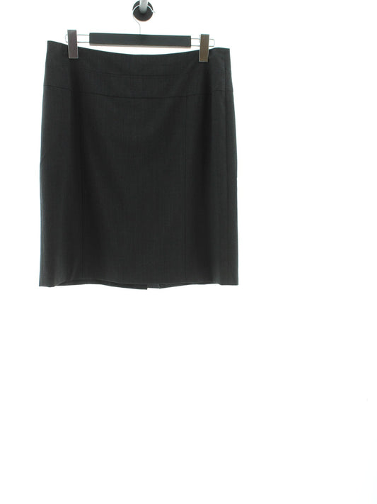 5b726f6d2e827444d880e54f2f2f2f30