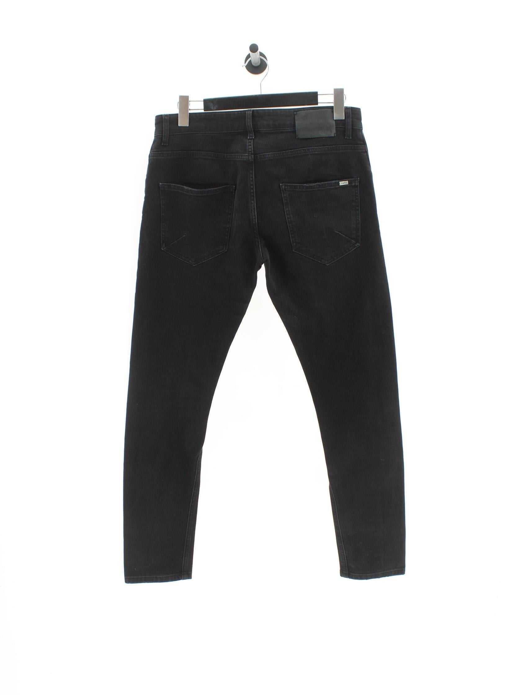 01800135ec7d91ebcff7ba66ba5a7641