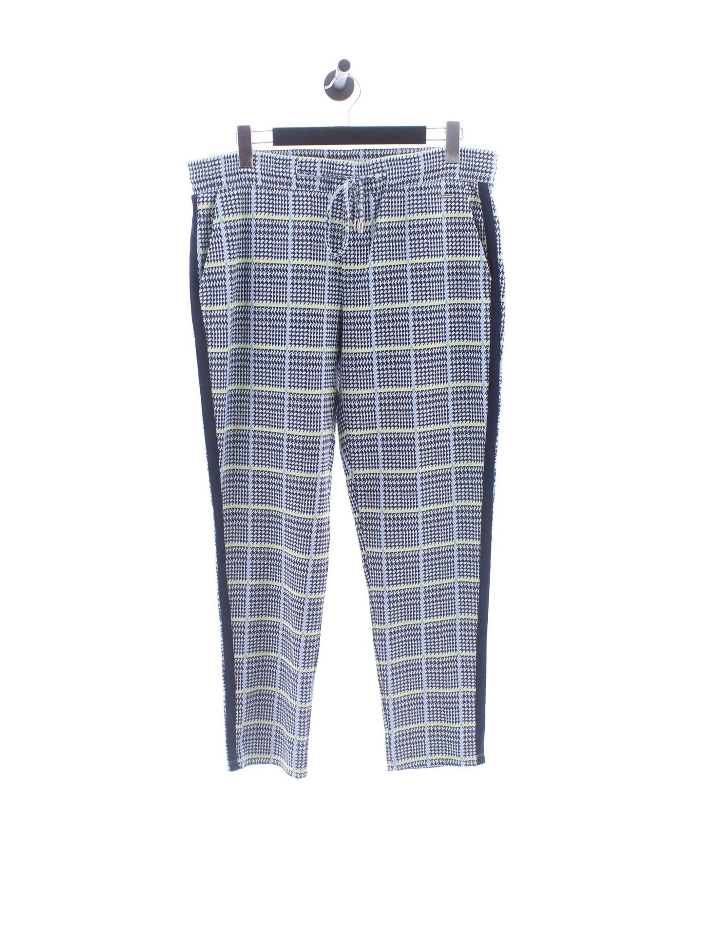 71152931ca2bf9e997a2e6a38433a439