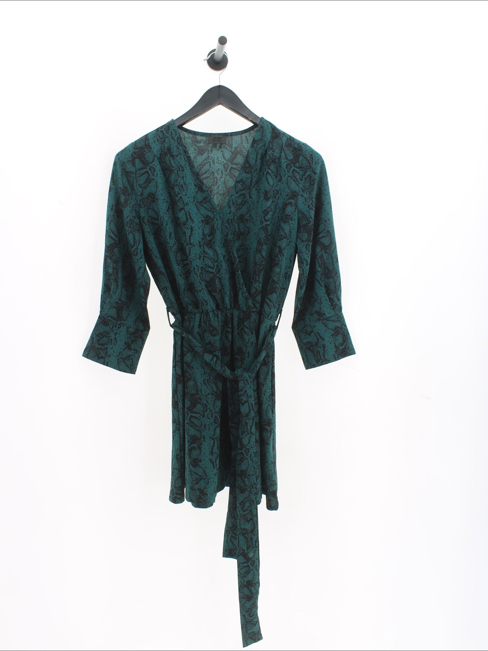 8d92fc38dc5e11df45ddd6b6a420f715