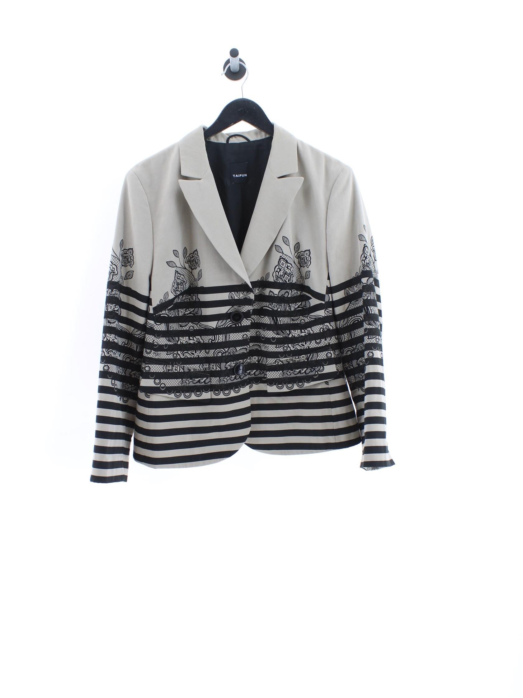 9b20269f38087fcd90f57a894faac800