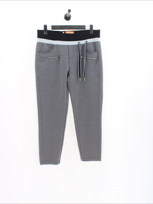 f71d27fc5f21271c0728115635feb750