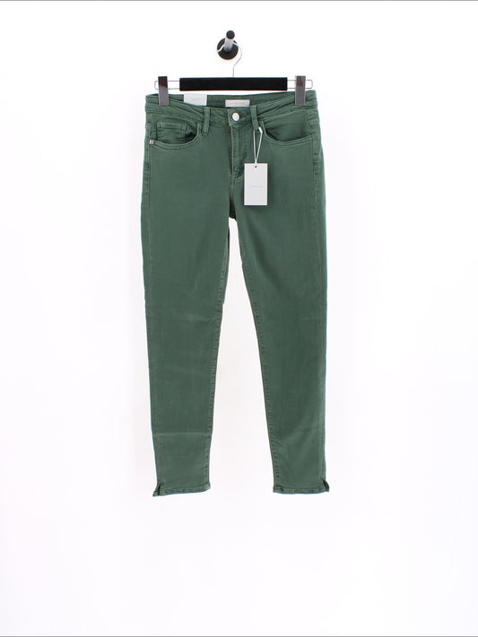 6f09ff971f934ad728a17c9ec55250c8