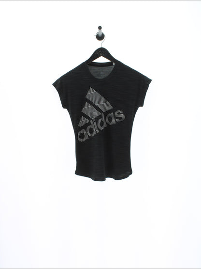 T-shirt adidas Rozmiar: XS