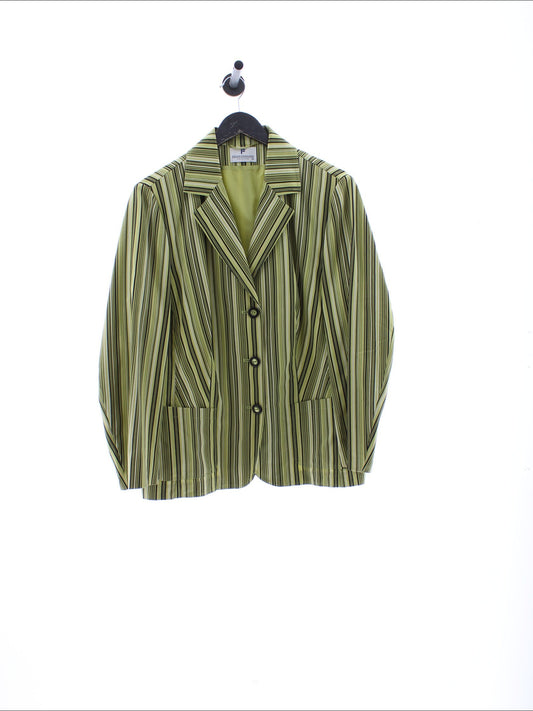 405adf6d4f860673f53a06b2fe1e3322