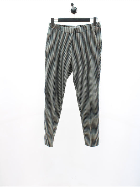 a56e50f7ffcdb627a43312a9357dd4a4