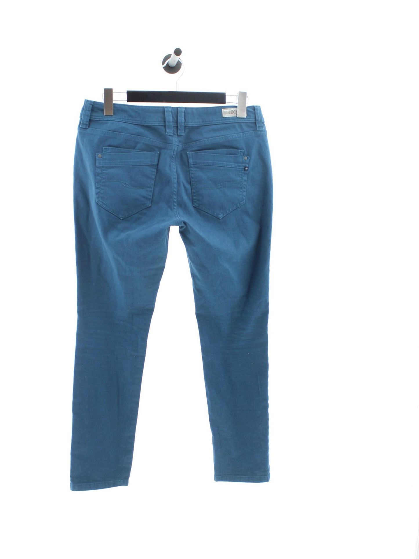 d146d1fa4d209913504e858ed30456e3