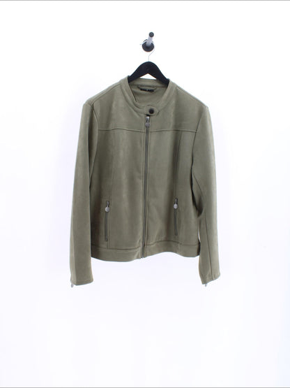 da93892fb7164a758c4cdd5025fe3a2e