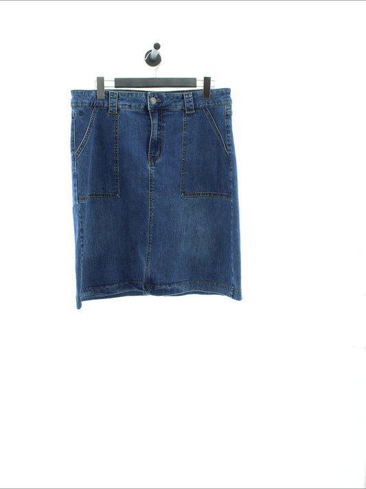 b4ee25097809e8eb8de79ea7b5fc825d