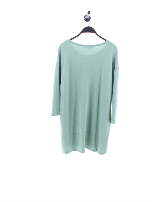 81ec2345954555af6c08bd5d854bd034