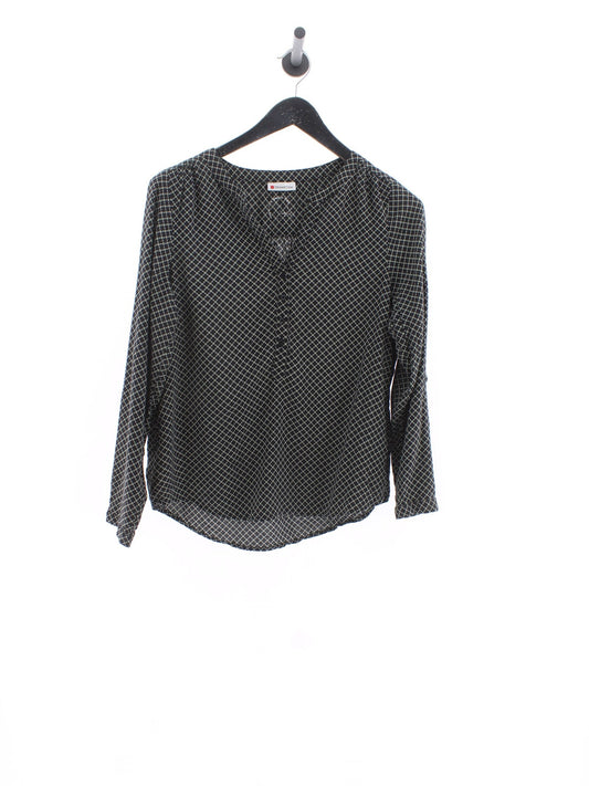 990d27f778d15523c47309121c4f2a3f