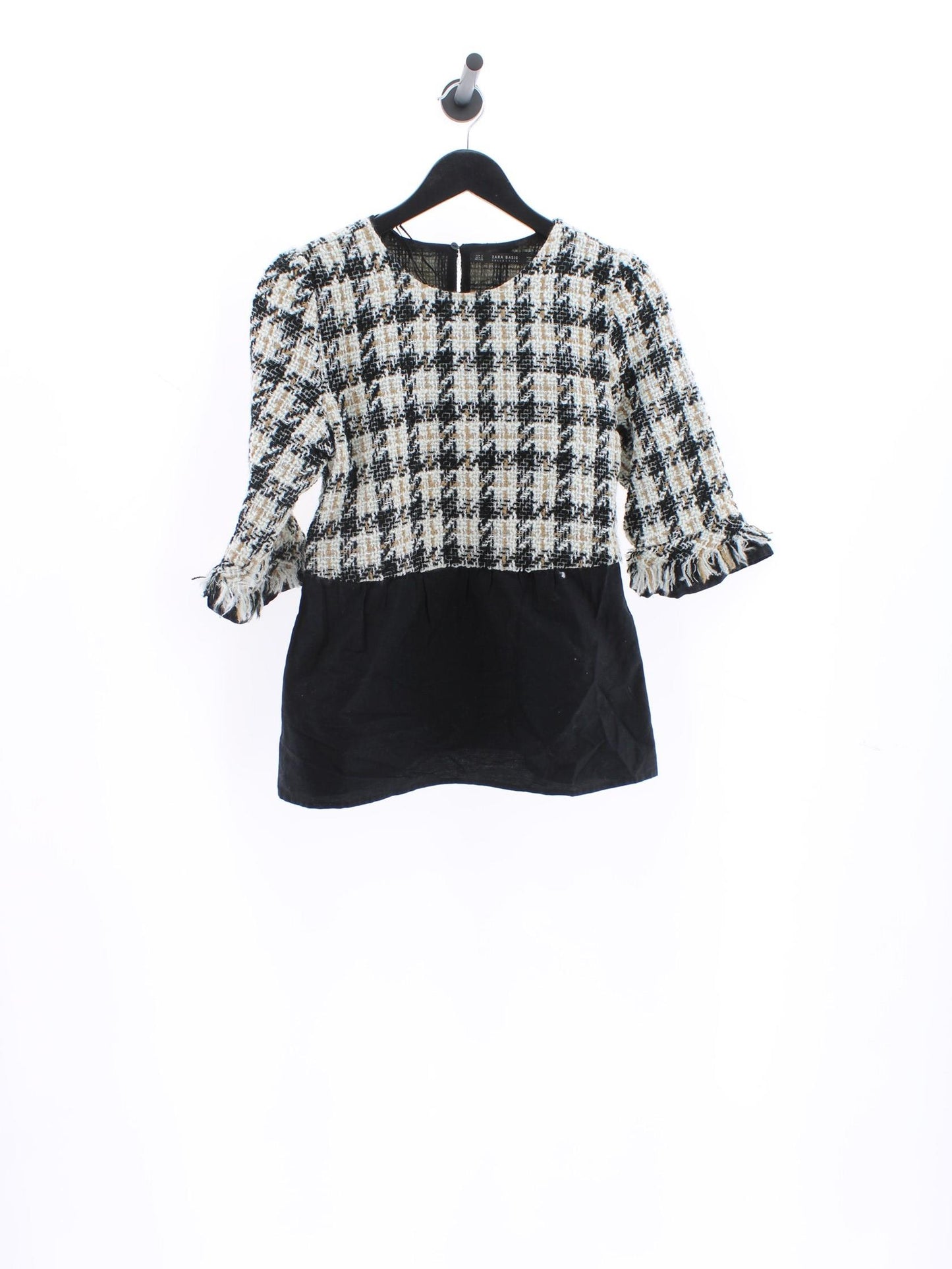 6e27b130be1f19d3f36c35470d96a735