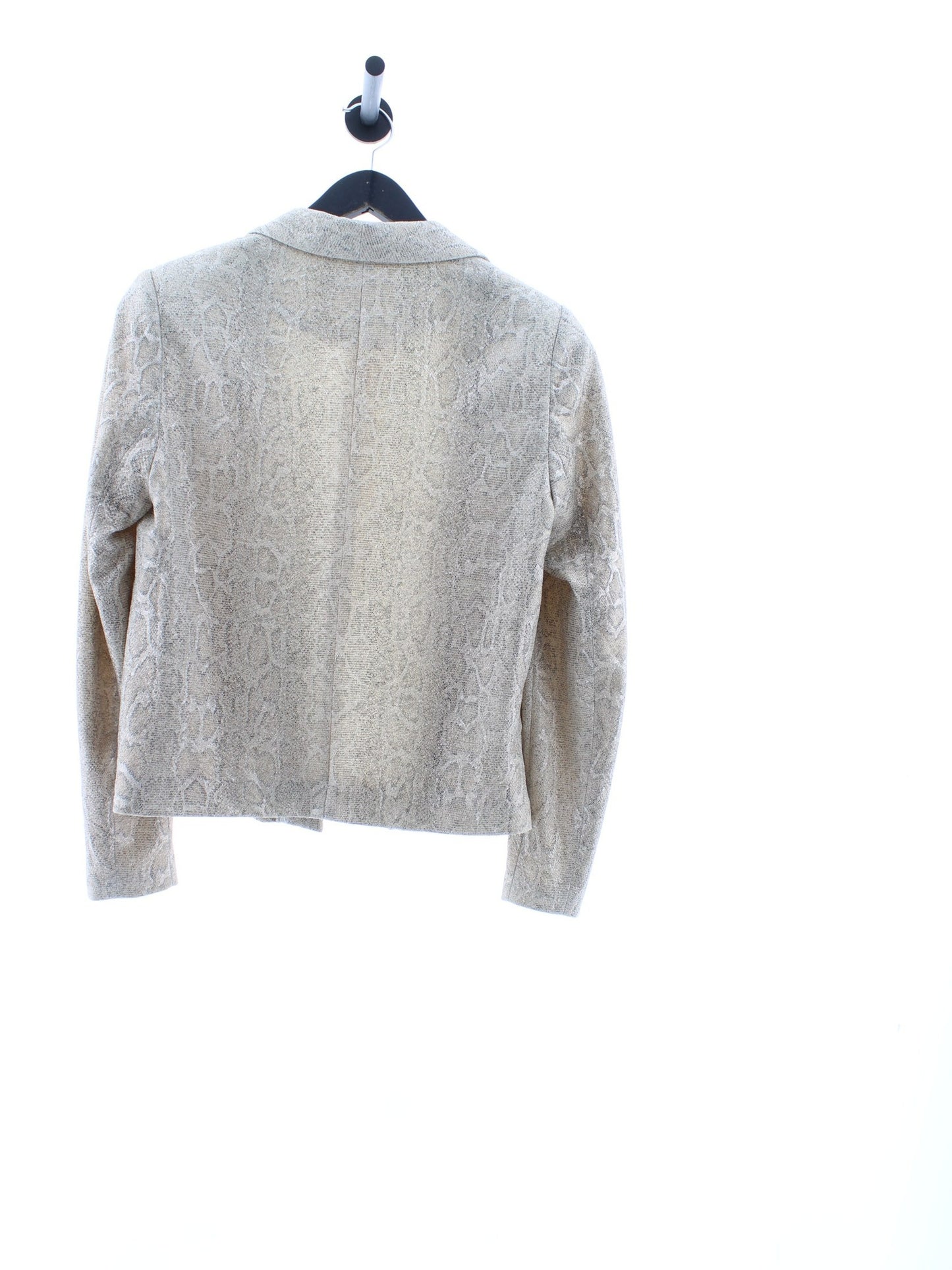 02b3597155b5ac03a422d12a050e5040