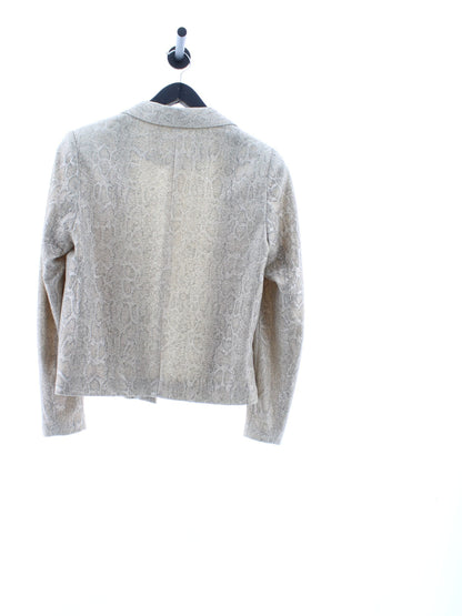 02b3597155b5ac03a422d12a050e5040