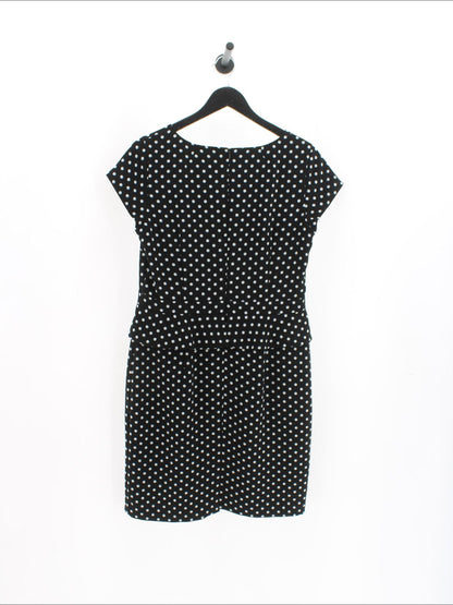 5eecce56600f7189c62d4bec93e927d7