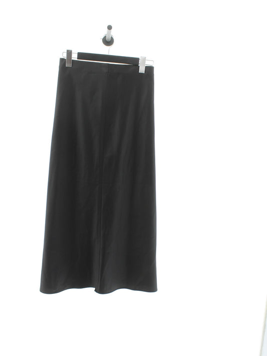 18a63e0374a2debf6f5c7d6c1c4e327b