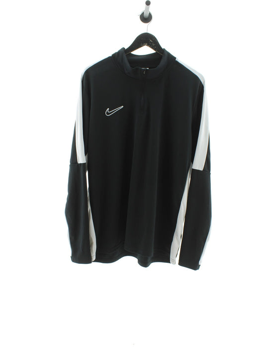 9df50d39252fefbff36a822a1079dd57