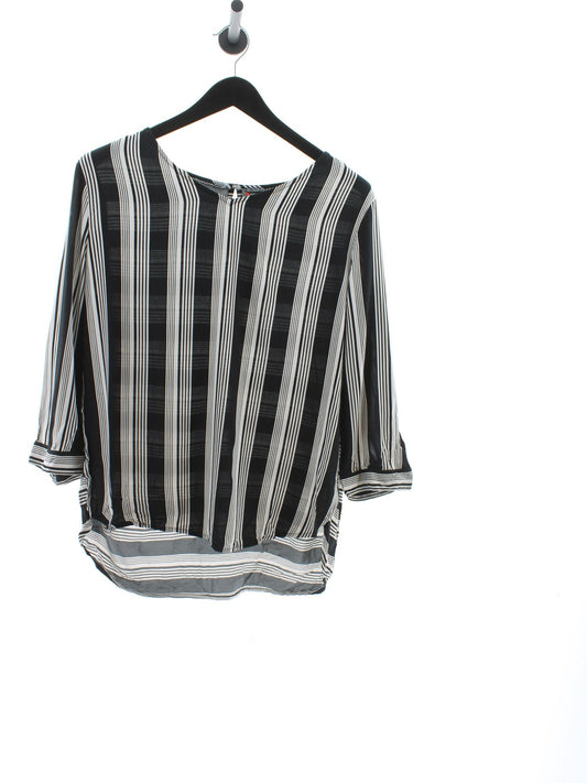 4640c28036f54300c84f2724cc923422