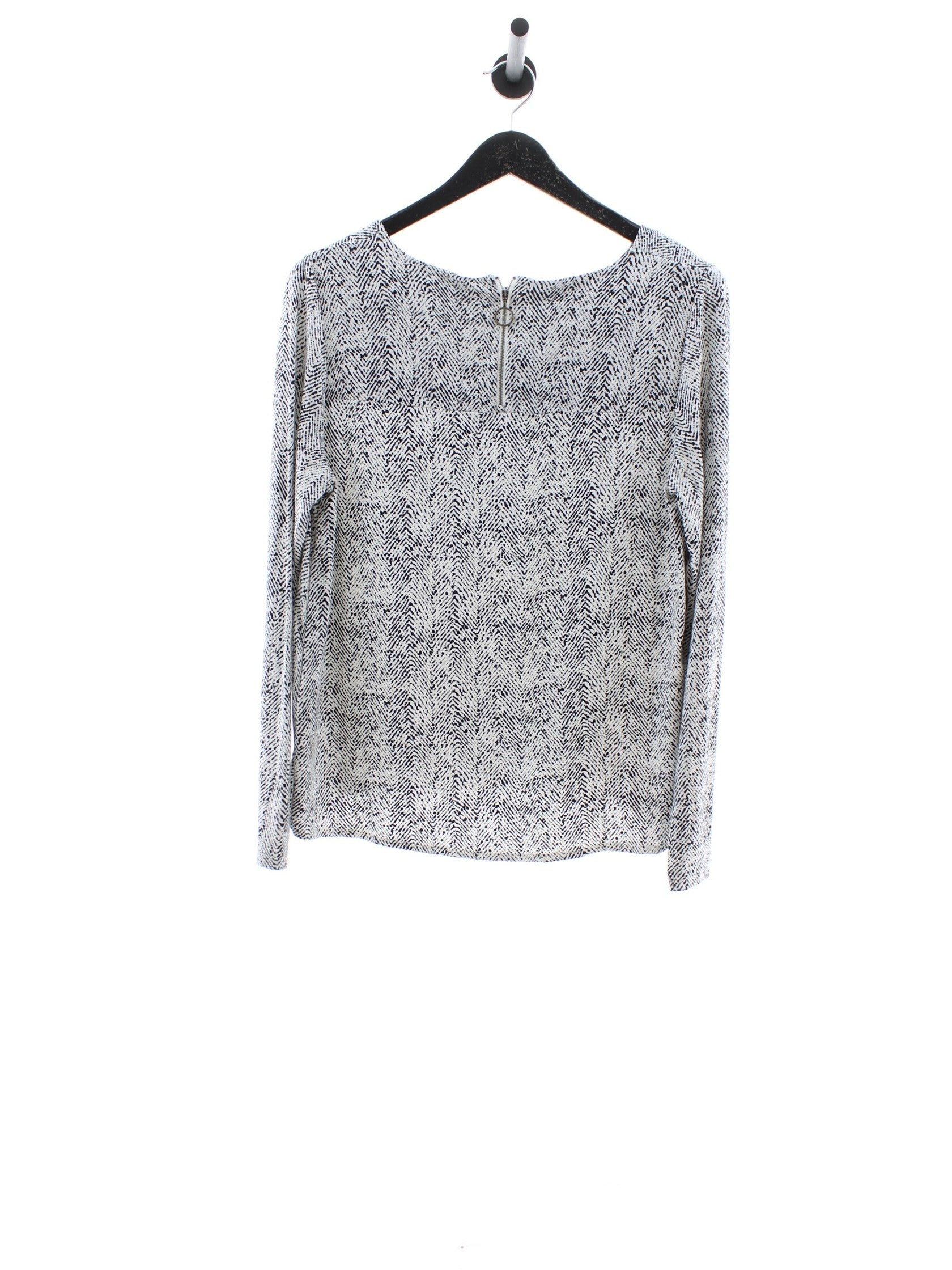 099a388d37564ca123c2b15ff1ad4d9f