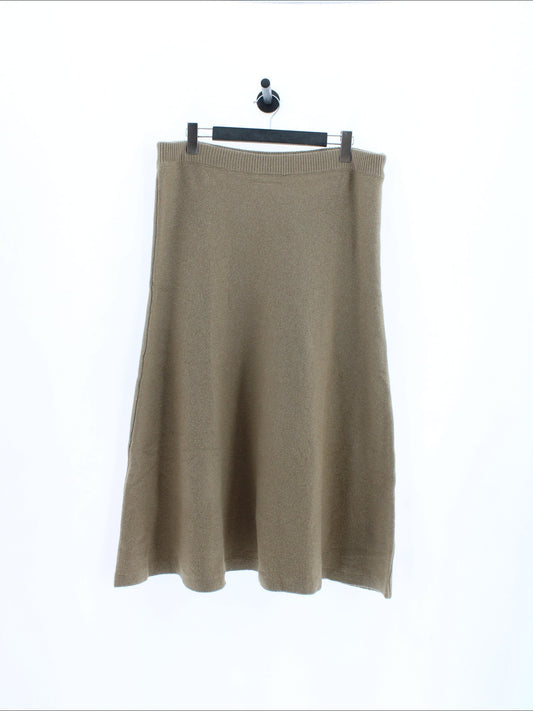 f42aeb720909ea3cd71b77c1aed29a09