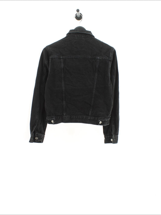 8d98816264ee38559f4412c2a8a3358d