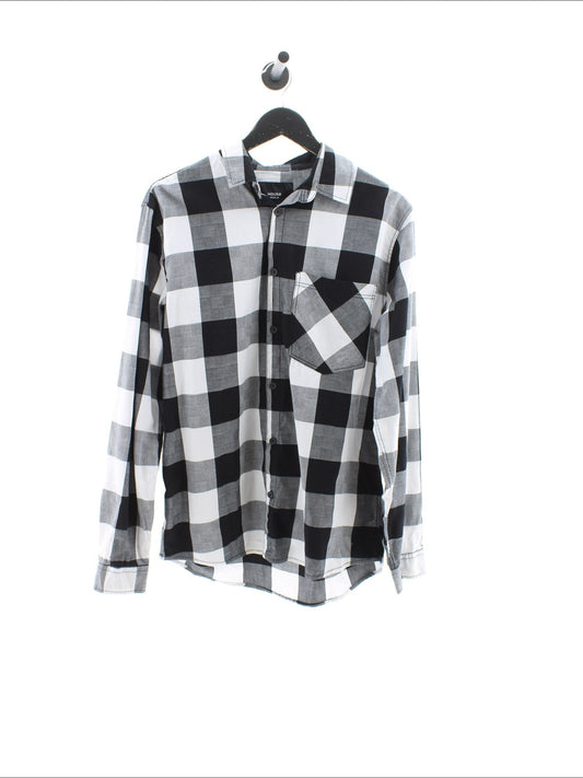 4df05c0708b5fd51b26d438b4d5e037c