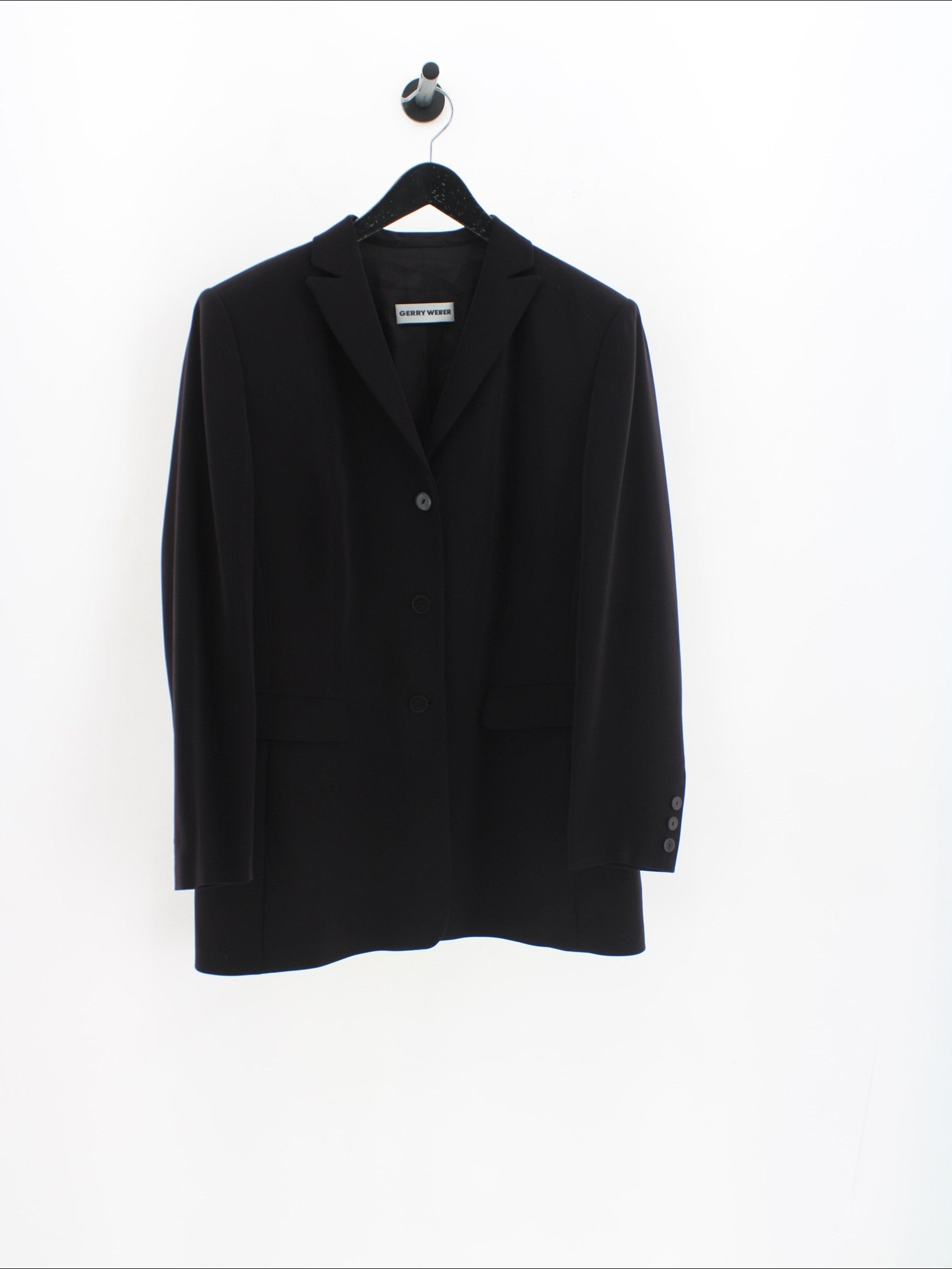 3a1095b7f4779805307d8e7d2a2677d1