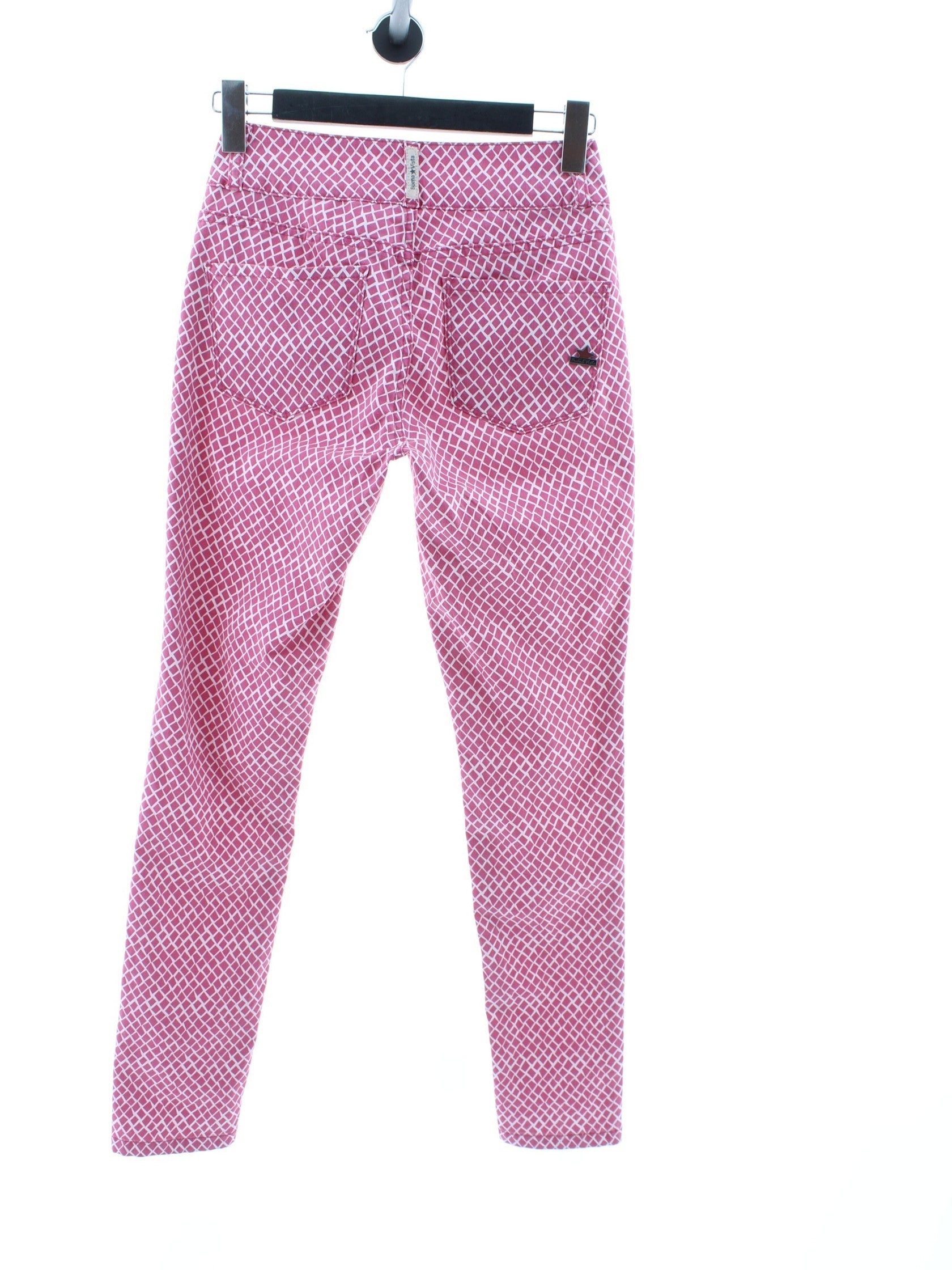 7041ab38e61a9b5a33e24320d1ba3756