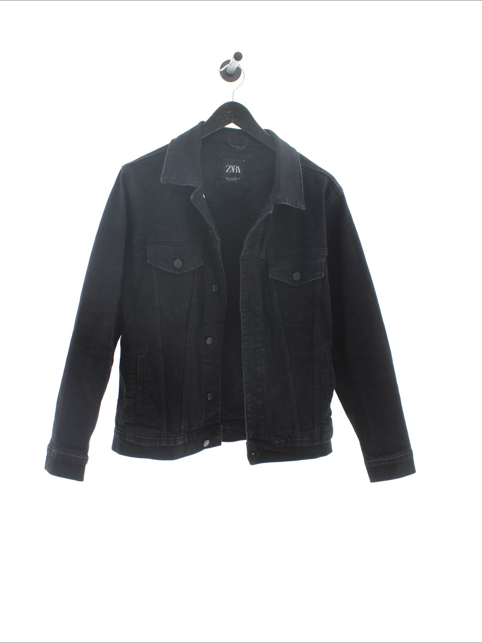 dbace95b7bb50eb6f93399768fd021c4